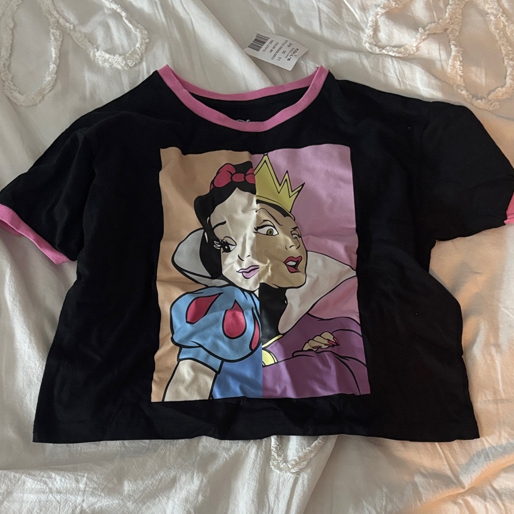 Disney Black and Pink Short Sleeve Tee